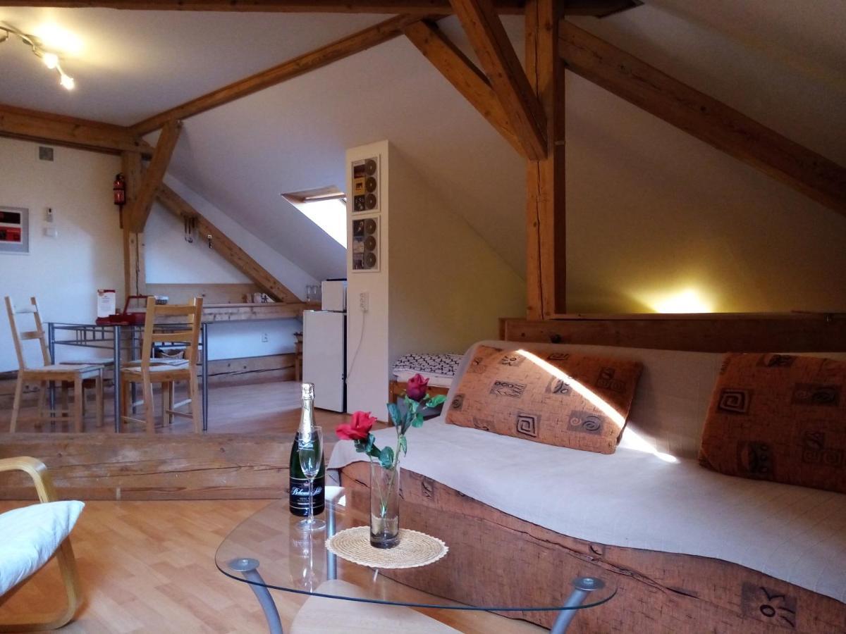 Apartmany Rossa Louny Luaran gambar